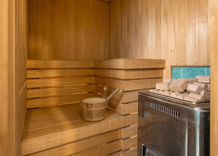 Апартаменти Comfort Of With Charming View *