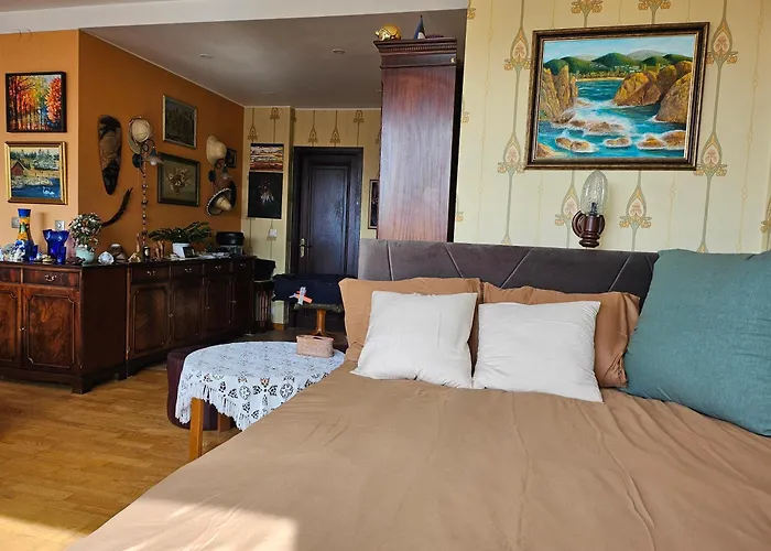 Comfort Of With Charming View Апартаменти