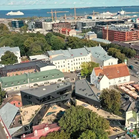 Apartment Comfort Of City Central With Charming View Tallinn