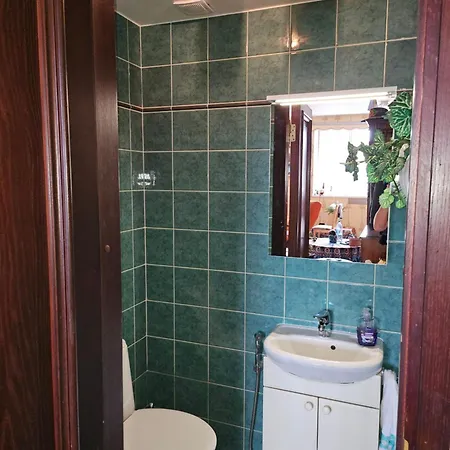 Apartment Comfort Of City Central With Charming View