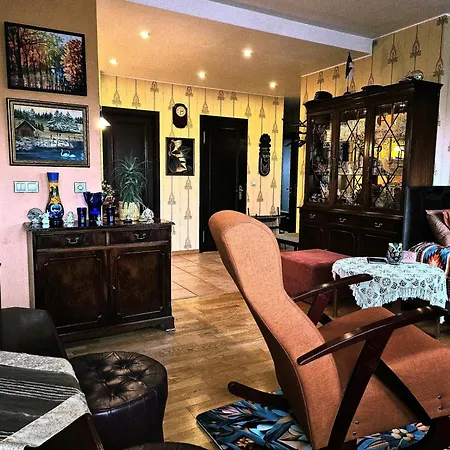 Apartment Comfort Of City Central With Charming View *
